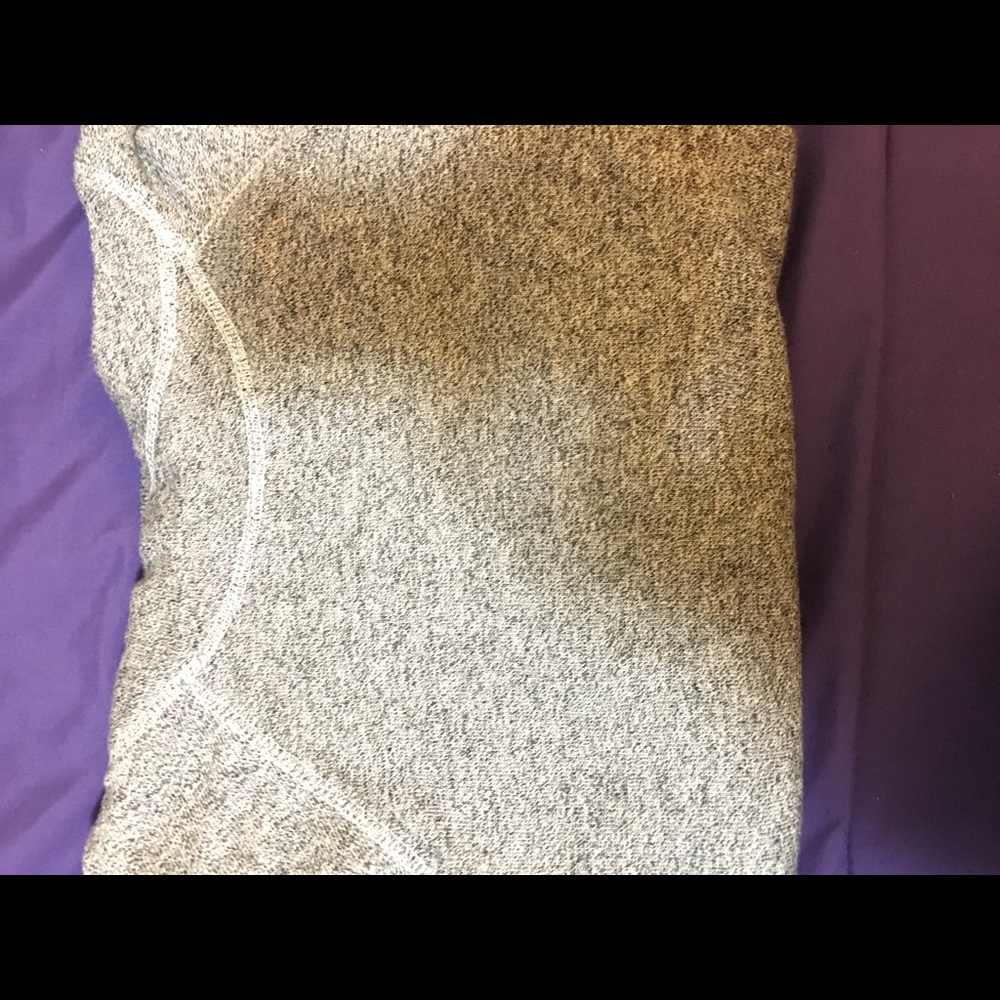 Grey sweatshirt